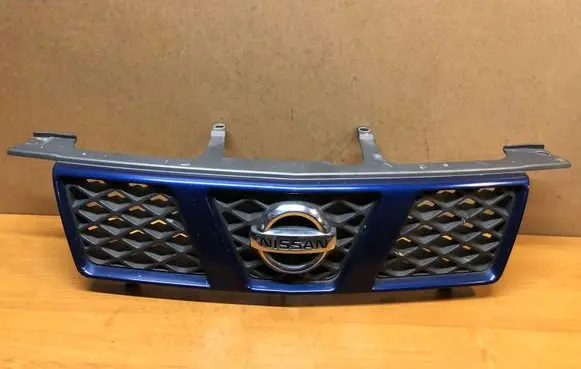 Nissan X-Trail T30 Front bumper upper radiator grill 62310EQ303 62310 EQ303