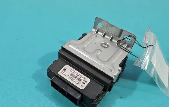 Hyundai Santa Fe Central body control module 954473B720 IMPRK1564447