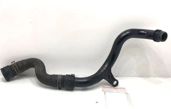 Audi A5 Engine coolant pipe/hose 8W0122101H