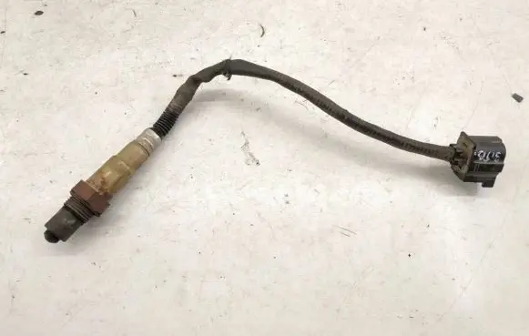 Mercedes-Benz C W204 Lambda probe sensor 0045420718 A0045420718