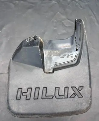 Toyota Hilux VIII Front mudguard 766210K160