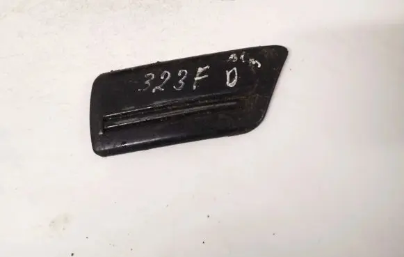 Mazda 323 F Fender trim (molding)