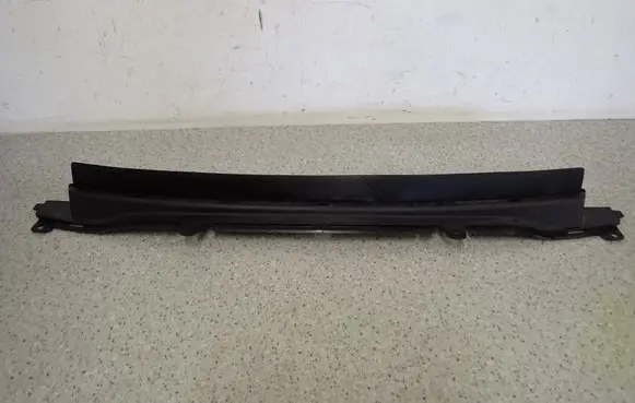Suzuki Alto Rear bumper trim bar molding