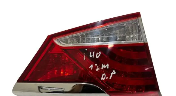 Hyundai i40 Tailgate rear/tail lights