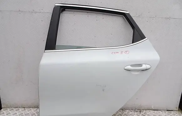 KIA Ceed Rear door brwS