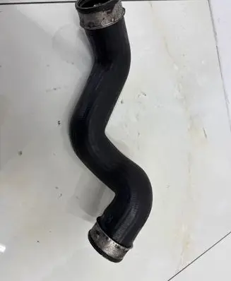 Intercooler hose/pipe
