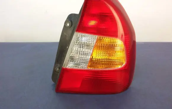 Hyundai Accent Rear/tail lights