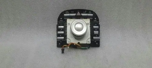 Mercedes-Benz S W221 Head unit multimedia control A2218700551