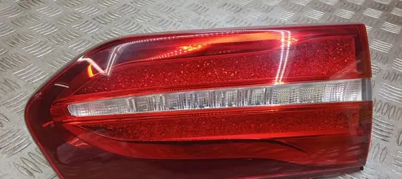 Mercedes-Benz E W213 Tailgate rear/tail lights 633000