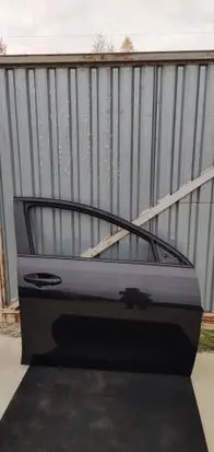 KIA Ceed Front door