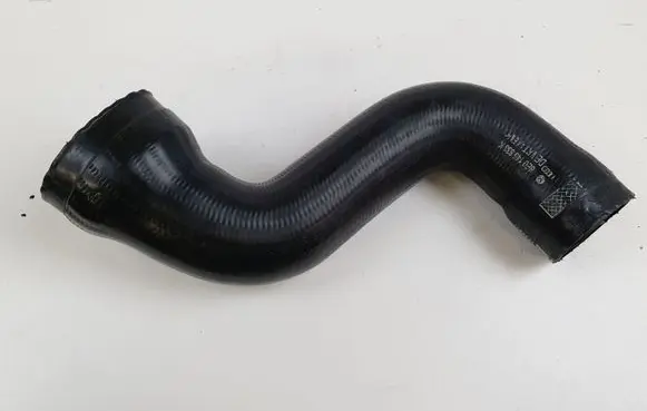 Audi A4 S4 B6 8E 8H Intercooler hose/pipe 8E0145838K