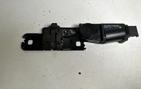 Audi A7 S7 4G Tailgate/trunk/boot lift motor 4H0827383A