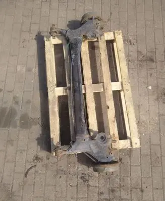 Mitsubishi Colt Rear axle beam 