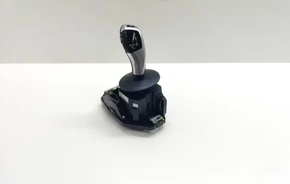 BMW 5 E60 E61 Gear shifter/selector 9159750 915975001 71529159750