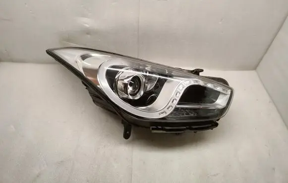 Hyundai i40 Headlight/headlamp