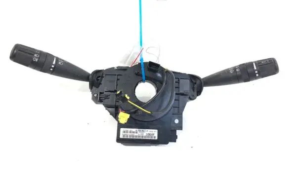 Wiper turn signal indicator stalk/switch