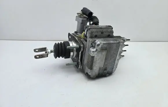 Toyota Auris E180 ABS Pump 4721012240