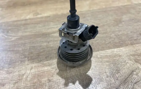 Land Rover Discovery Sport AdBlue injector FX23189E3AA