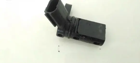 Nissan Almera N16 Camshaft position sensor SG1B000 5y28b4