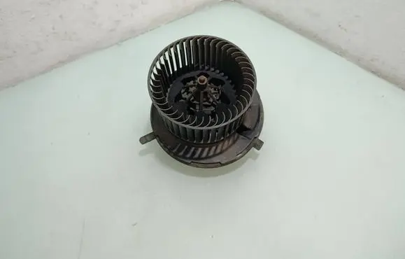 Volkswagen Caddy Heater fan/blower 1K1819015E