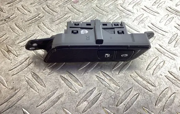 Lexus NX Fuel tank opening switch 5561878050