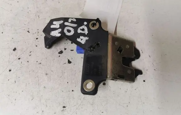 Audi A4 S4 B6 8E 8H Tailgate/trunk/boot lock/catch/latch 8E5827505