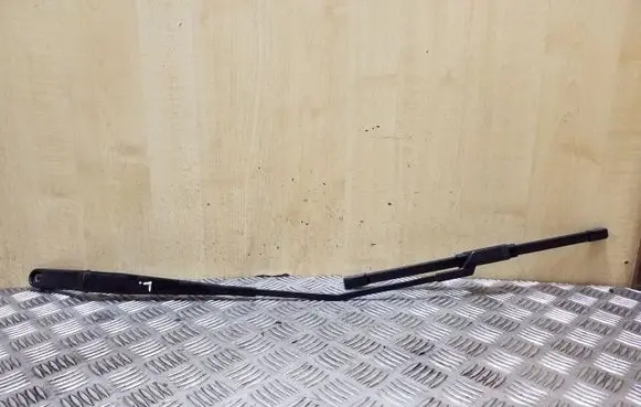 Seat Toledo IV (NH) Front wiper blade arm 5JC955409