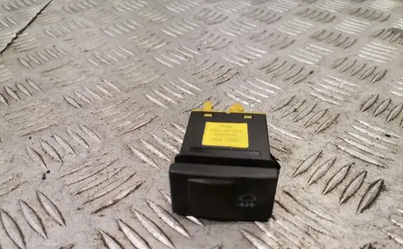 Fog light switch
