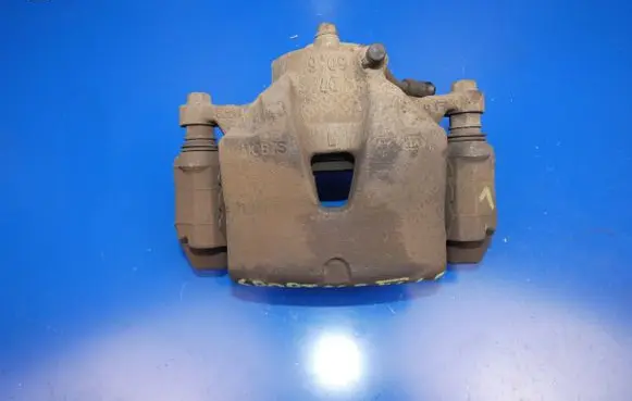 KIA Sportage Front brake caliper 