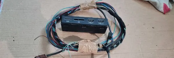 Audi A7 S7 4K8 USB socket connector 4N0035736A 00726005318