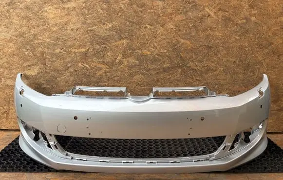 Volkswagen Golf VI Front bumper 5K08072216S