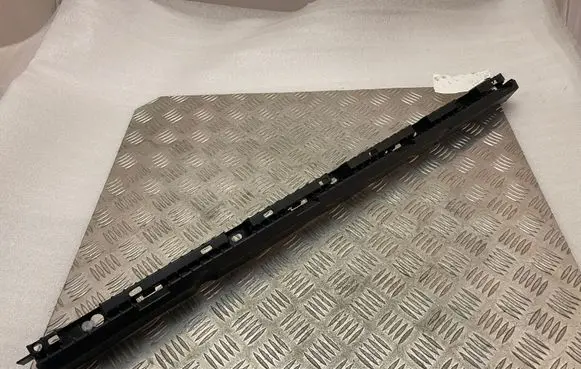 Volvo XC90 Sill supporting ledge 32216524 31378137