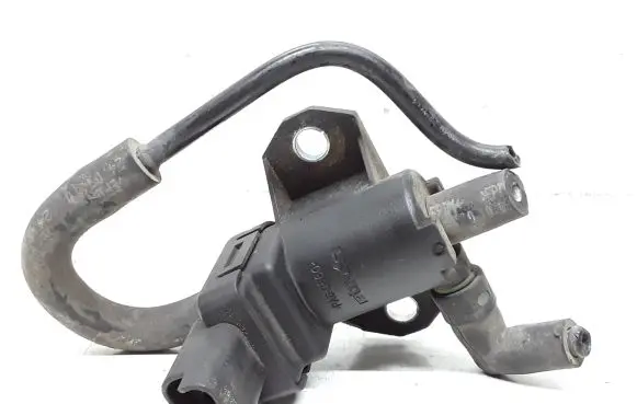 Volvo C30 Turbo solenoid valve 9688124580