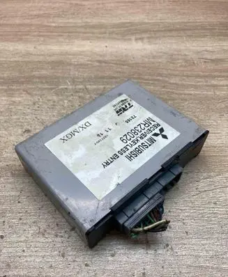 Mitsubishi Space Star Door central lock control unit/module MR238029 72165