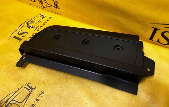 Ford Bronco (C) pillar trim M2DB-S254A43-AEW M2DBS254A43AEW