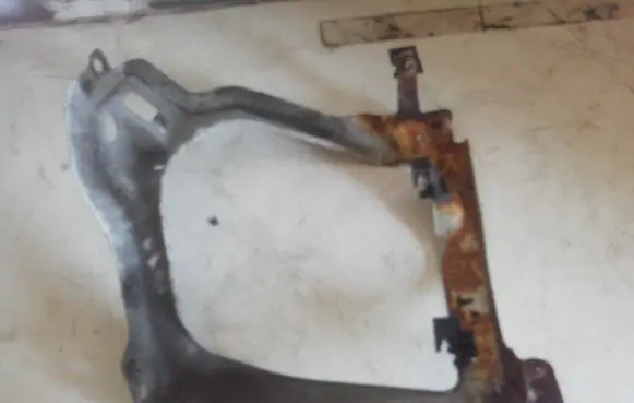 Ford Transit Headlight/headlamp mounting bracket