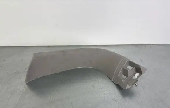 BMW 2 F46 Tailgate/trunk side cover trim 7318938