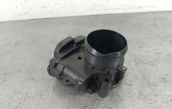 Citroen C4 Grand Picasso Throttle body valve