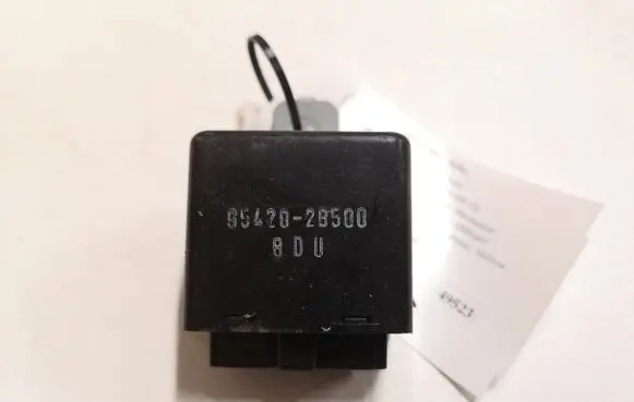 Hyundai Santa Fe Window wiper relay 95420H1000