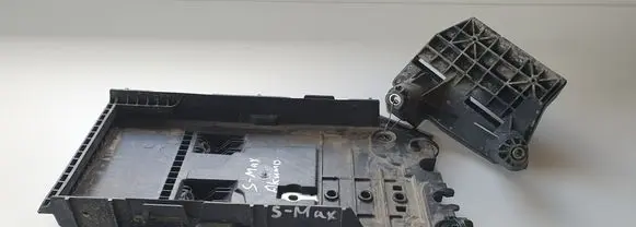 Ford S-MAX Battery tray 
