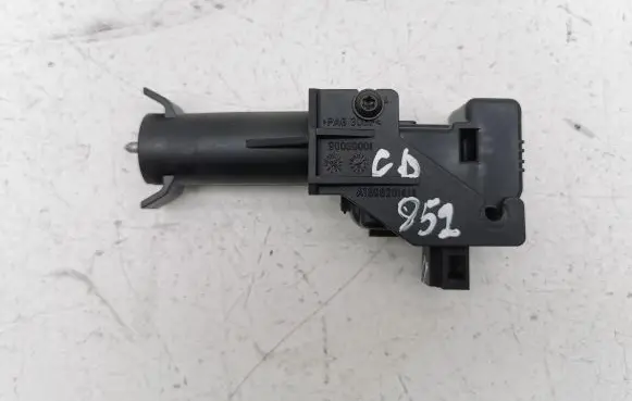 Mercedes-Benz B W245 Fuel tank cap lock A2038201997