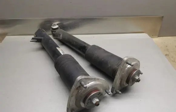 BMW X5 E70 Rear shock absorber/damper 6781932 6781931