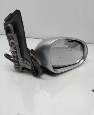 Volkswagen Golf Plus Front door electric wing mirror 076014