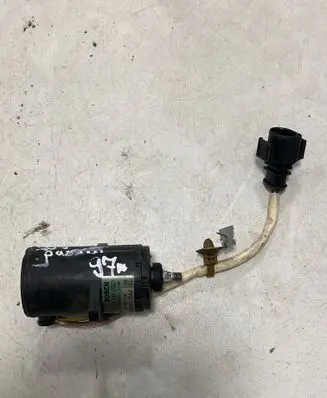 Volkswagen PASSAT B5 Accelerator pedal position sensor 0281002286 028907475AJ