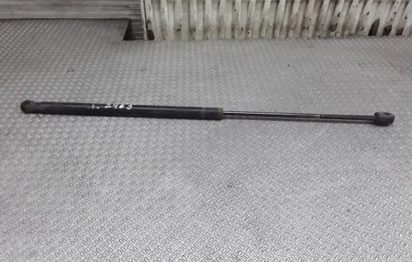 Mitsubishi Colt Tailgate/trunk strut/damper