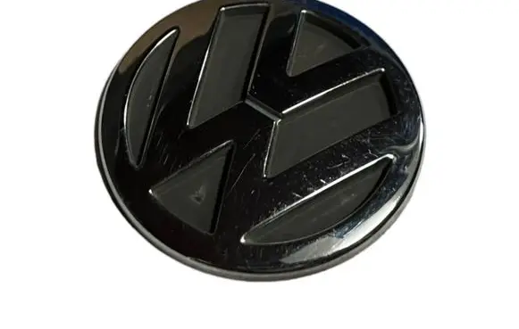 Volkswagen PASSAT B5.5 Manufacturer badge logo/emblem 3B9853630