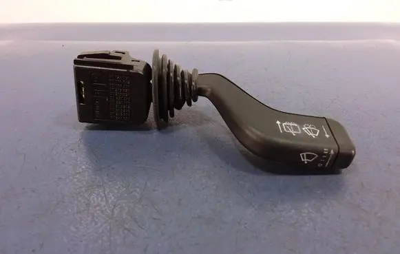 Opel Agila A Wiper turn signal indicator stalk/switch 90243395