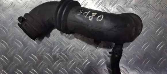 Mazda 626 Air intake hose/pipe rf2a13221