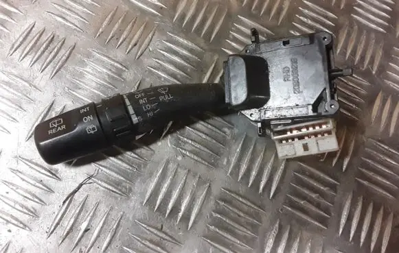 Hyundai Tucson JM Wiper control stalk 202003218
