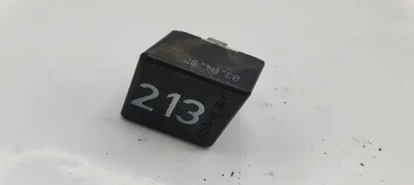 Audi A6 S6 C5 4B Other relay 443951253J